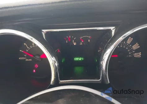 2007 Ford Mustang V6 Deluxe/V6 Premium z USA, uszkodzony, nr VIN 1ZVFT80N875287710